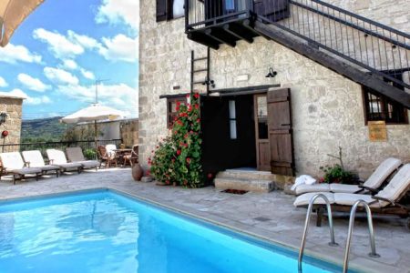 Leonidas Village Houses