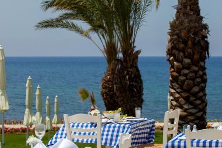 Tsokkos King Evelthon Beach Hotel & Resort