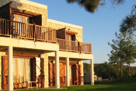 Paradisos Hills Hotel