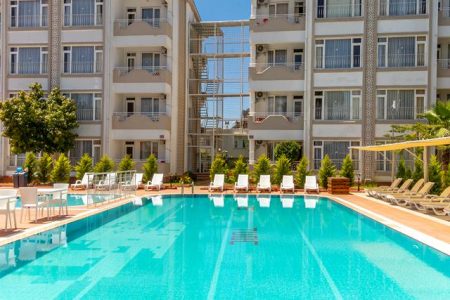 Aparthotel New Garden Luna Side